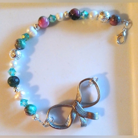 Silver Bow Ocean Bracelet - Picture 2 of 3